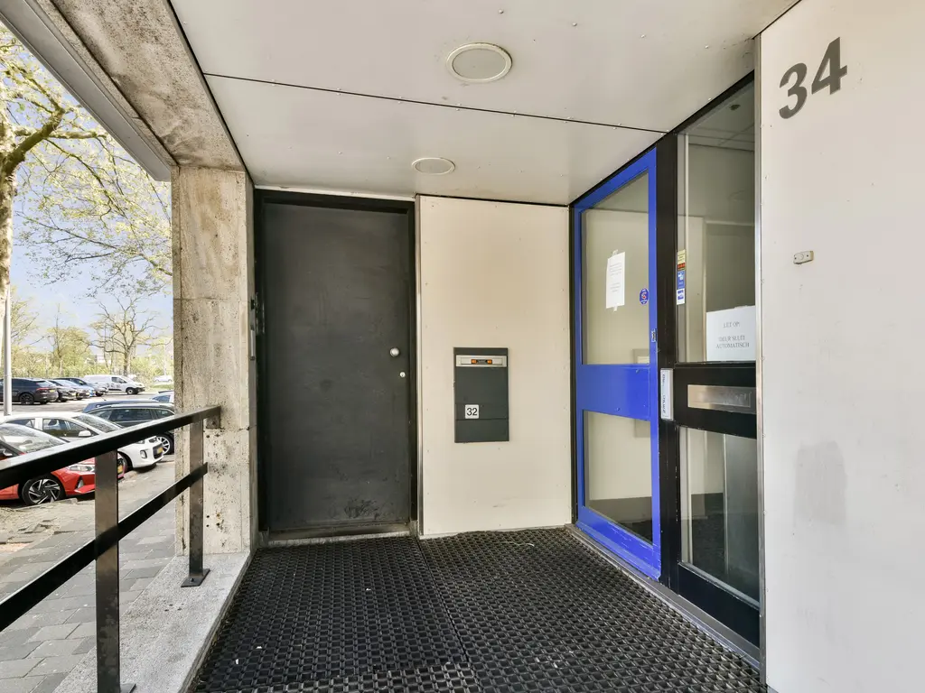 Middenbaan-Noord 34, HOOGVLIET ROTTERDAM