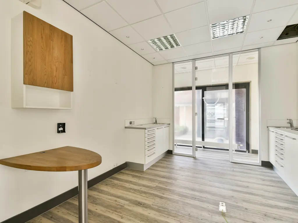 Middenbaan-Noord 34, HOOGVLIET ROTTERDAM