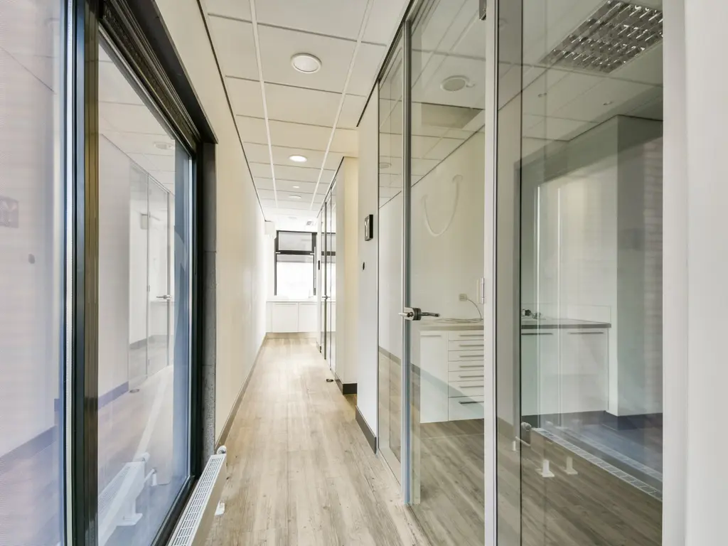 Middenbaan-Noord 34, HOOGVLIET ROTTERDAM