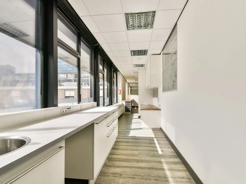 Middenbaan-Noord 34, HOOGVLIET ROTTERDAM