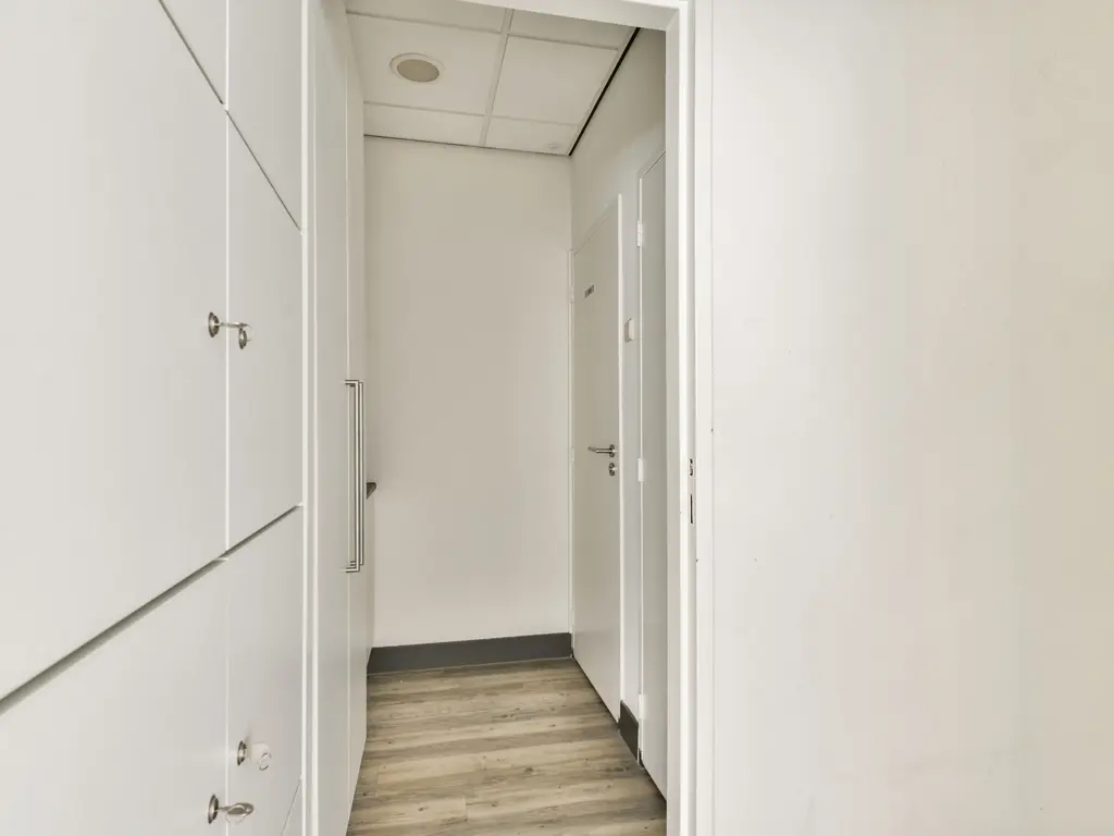Middenbaan-Noord 34, HOOGVLIET ROTTERDAM