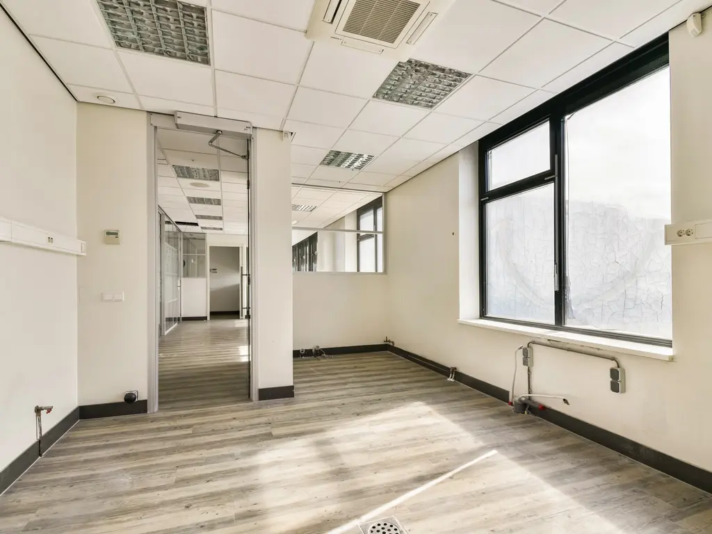 Middenbaan-Noord 34, HOOGVLIET ROTTERDAM