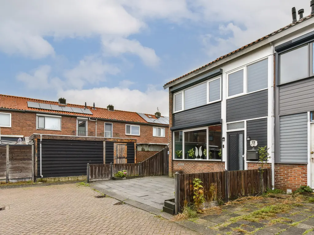 Kanariestraat 12, SPIJKENISSE