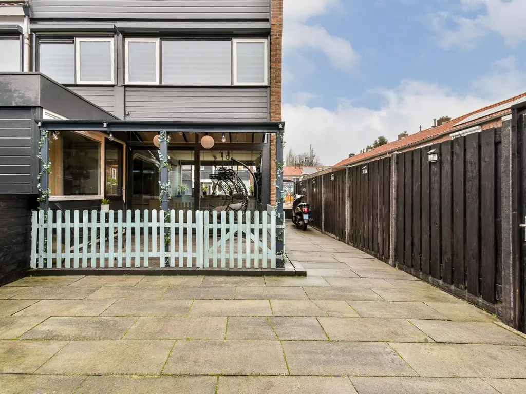 Kanariestraat 12, SPIJKENISSE