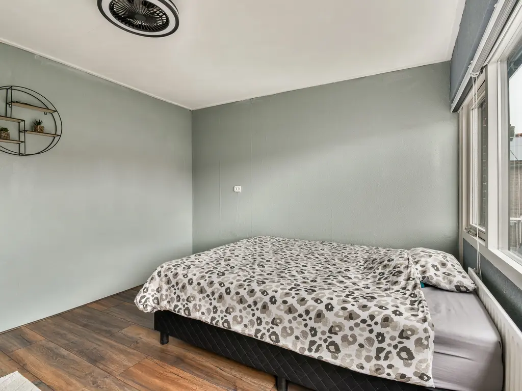 Kanariestraat 12, SPIJKENISSE