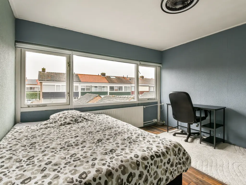 Kanariestraat 12, SPIJKENISSE