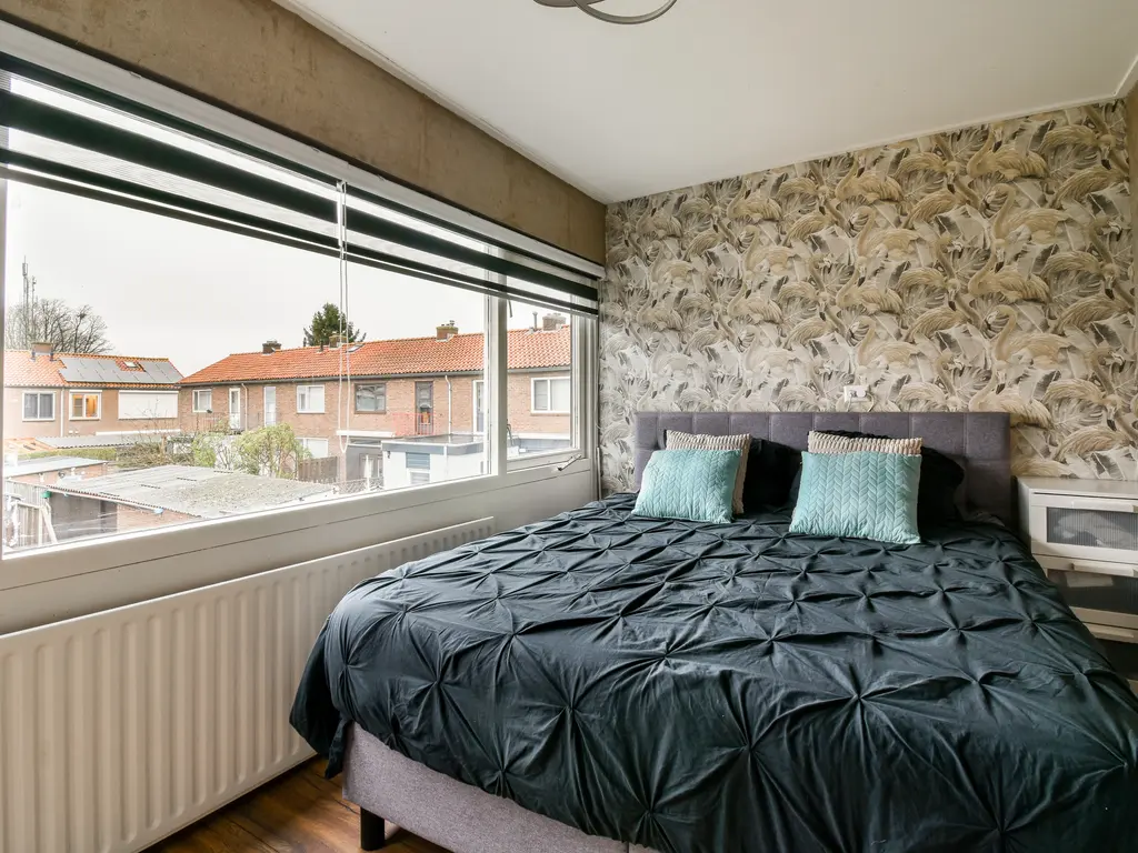 Kanariestraat 12, SPIJKENISSE