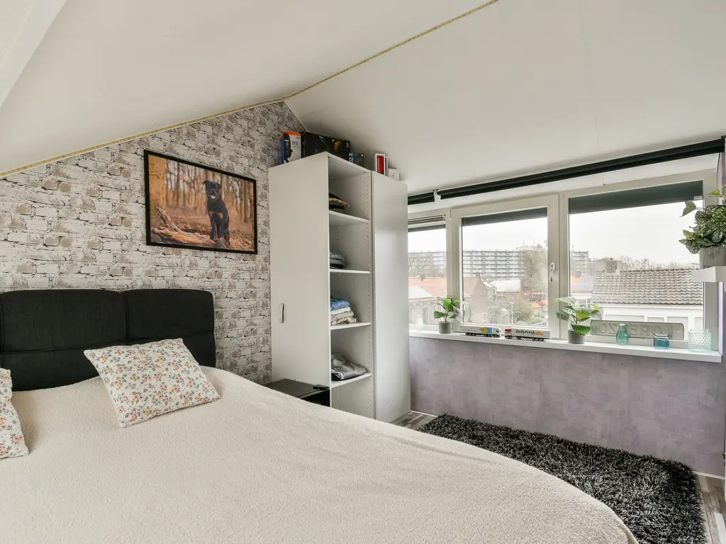 Kanariestraat 12, SPIJKENISSE