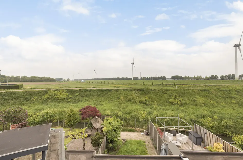 Roosendaelweg 17
