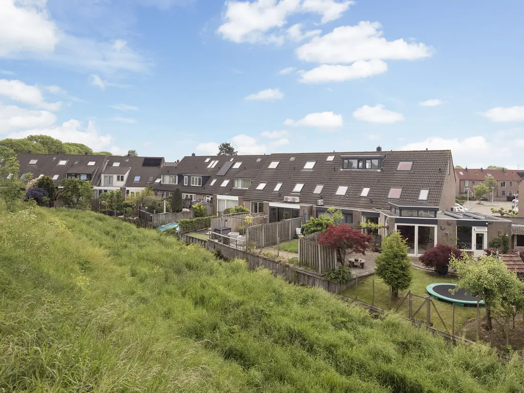 Roosendaelweg 17, GEERVLIET