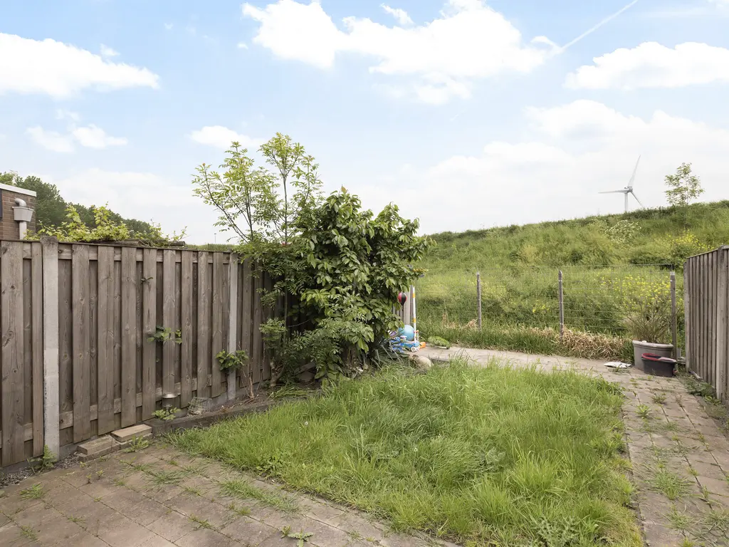 Roosendaelweg 17, GEERVLIET