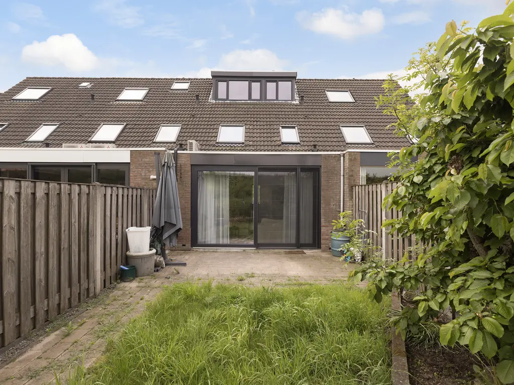Roosendaelweg 17, GEERVLIET