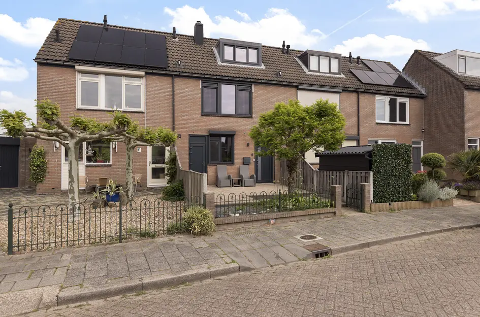Roosendaelweg 17