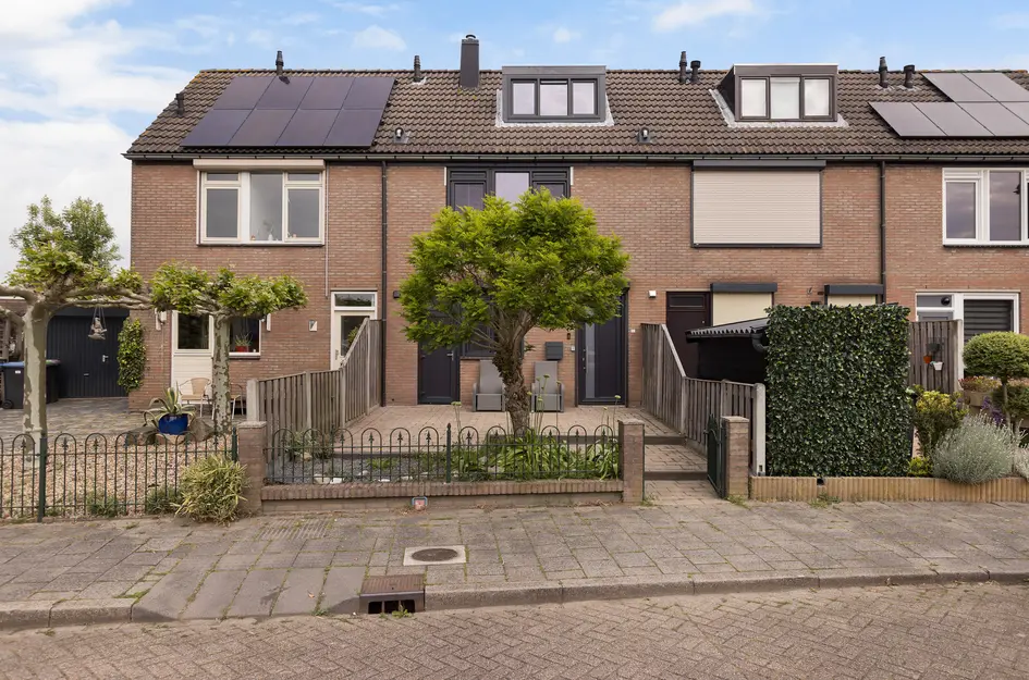 Roosendaelweg 17