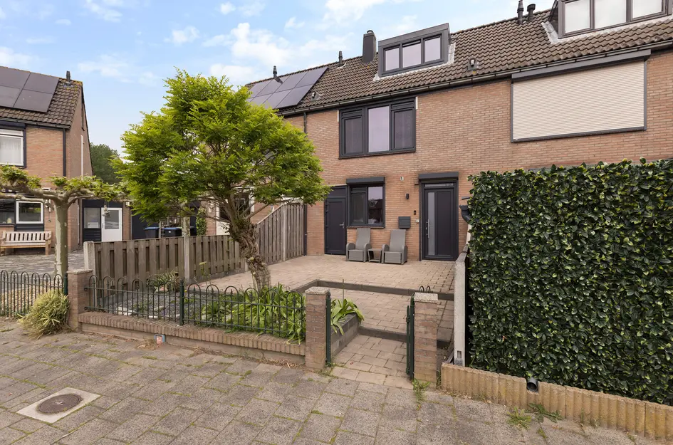 Roosendaelweg 17
