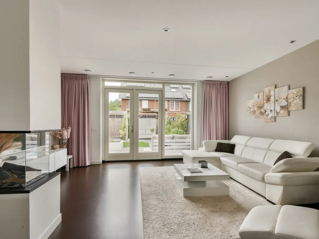 De Wetering 37, SPIJKENISSE
