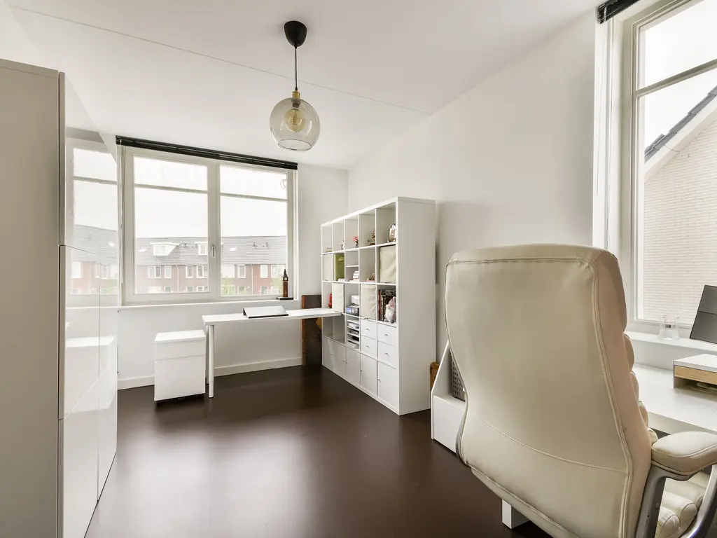 De Wetering 37, SPIJKENISSE