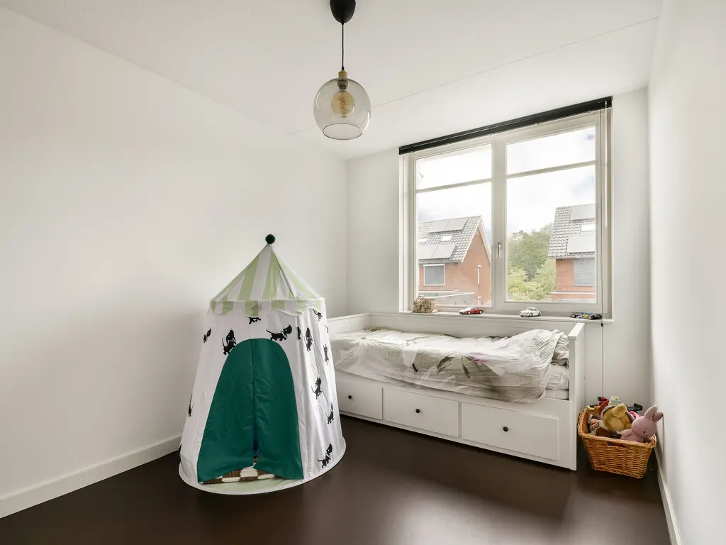De Wetering 37, SPIJKENISSE
