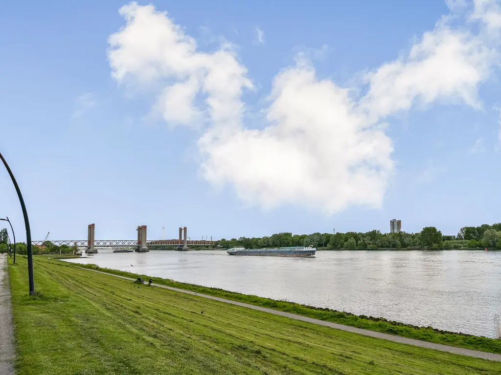 Hongerlandsedijk 378, SPIJKENISSE