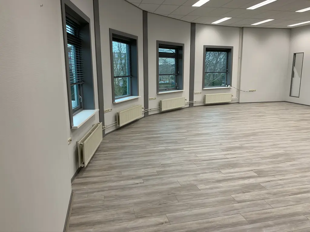 Edisonweg 2C, SPIJKENISSE