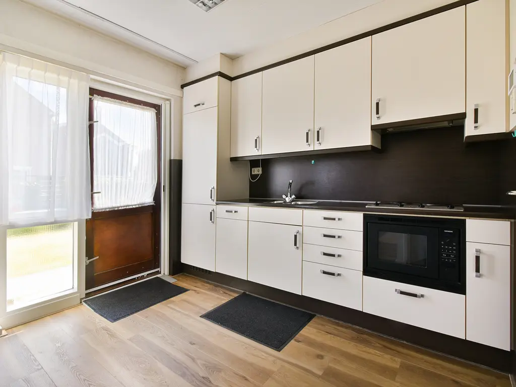 Karel Doormanstraat 5A, SPIJKENISSE