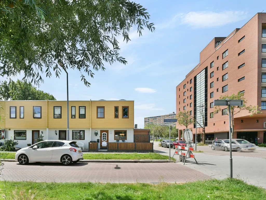 Fledermauspad 1, HOOGVLIET ROTTERDAM