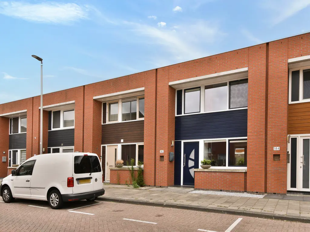 Zuidzijdsedijk 182, HOOGVLIET ROTTERDAM