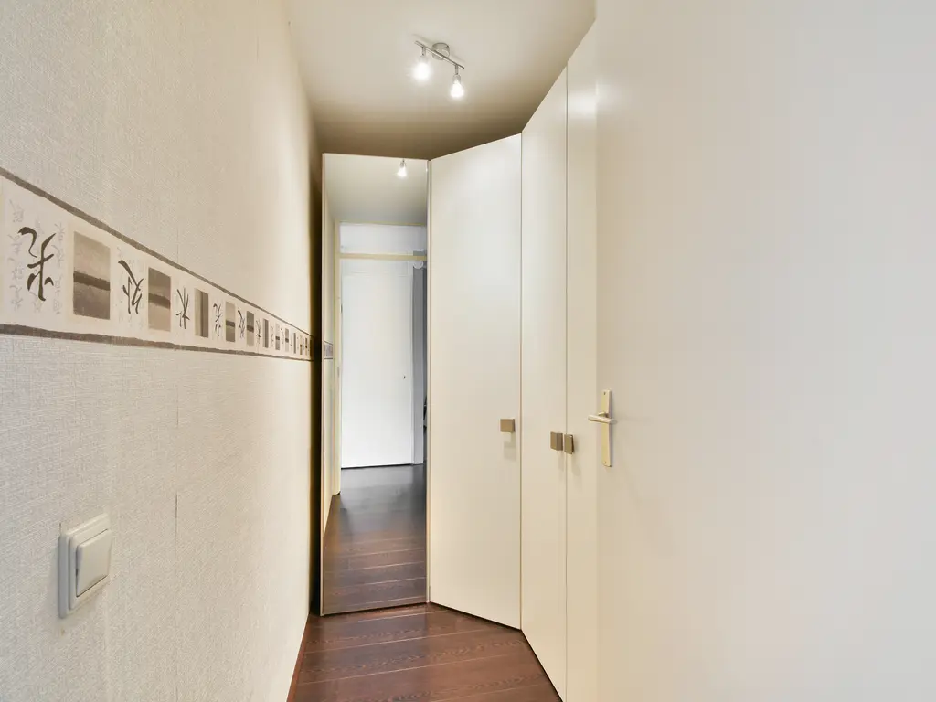 Zuidzijdsedijk 182, HOOGVLIET ROTTERDAM