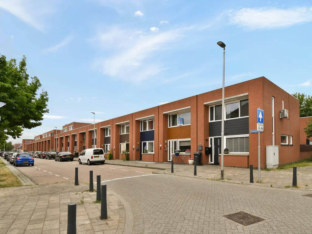 Zuidzijdsedijk 182, HOOGVLIET ROTTERDAM