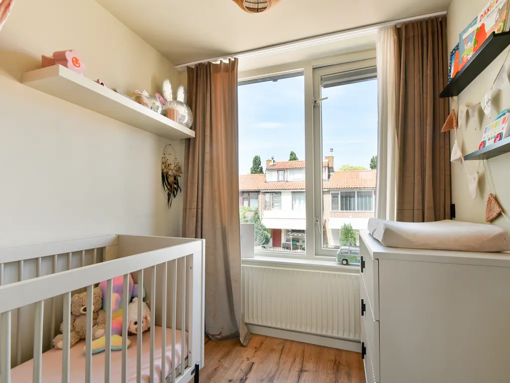 Jacob van Lennepstraat 11, SPIJKENISSE