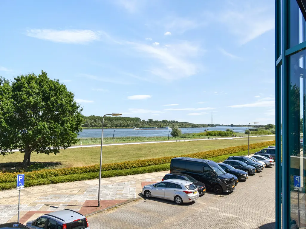 Maasboulevard 44A, SPIJKENISSE