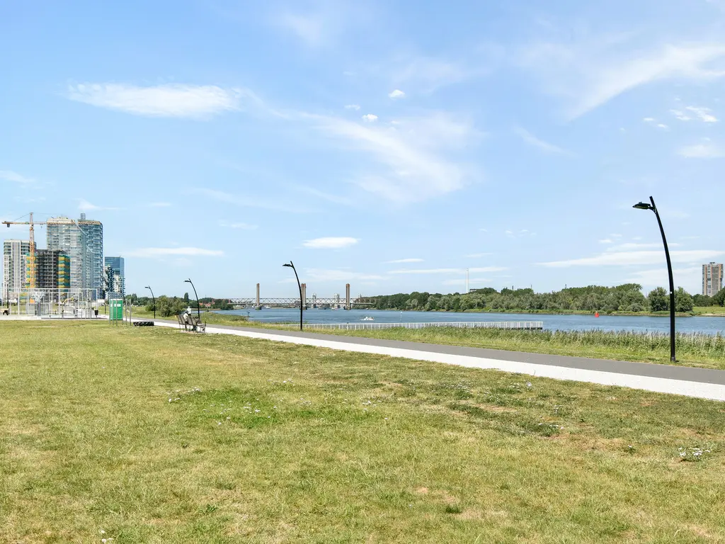 Maasboulevard 44A, SPIJKENISSE