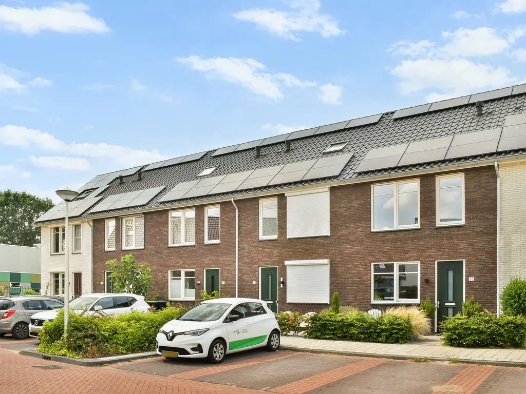 De Wetering 33, SPIJKENISSE