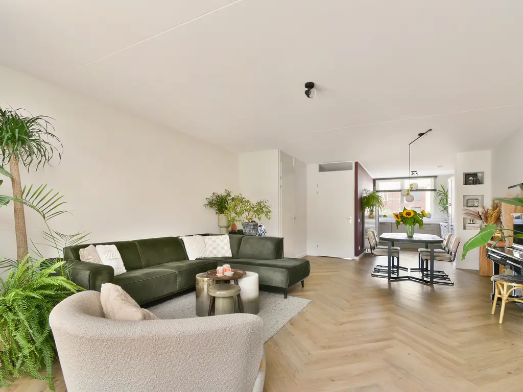 De Wetering 33, SPIJKENISSE