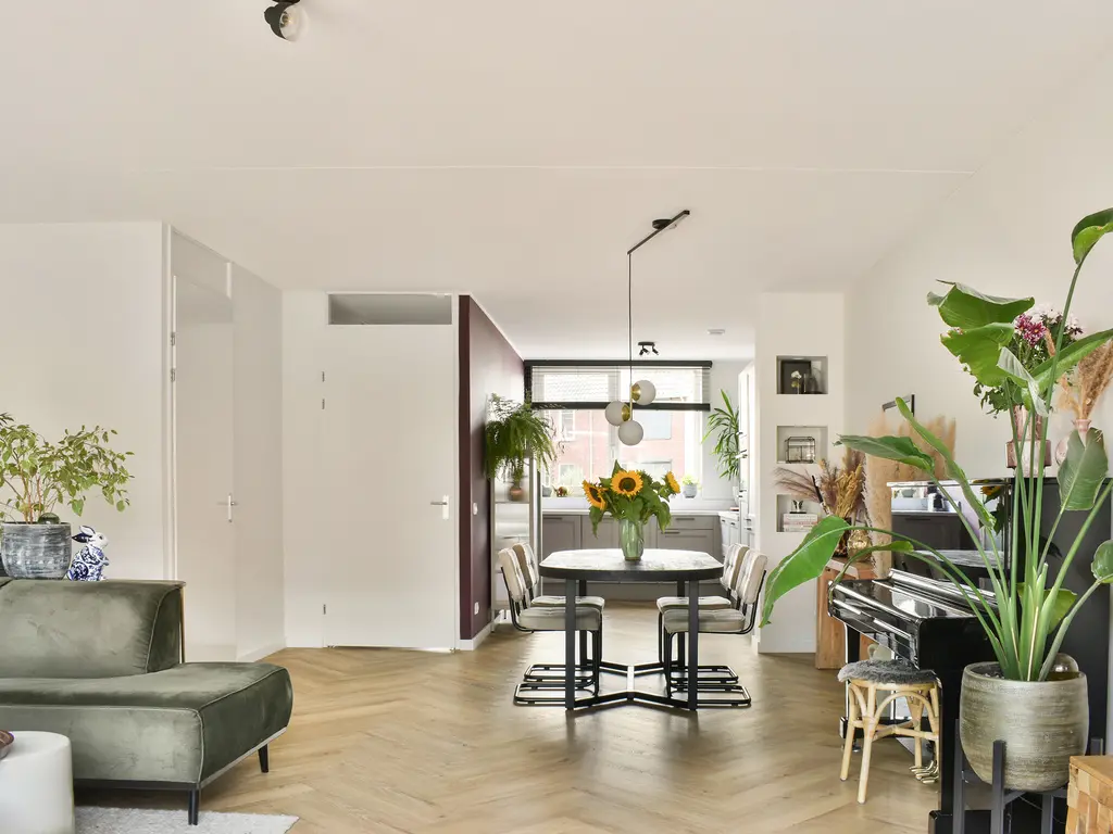 De Wetering 33, SPIJKENISSE