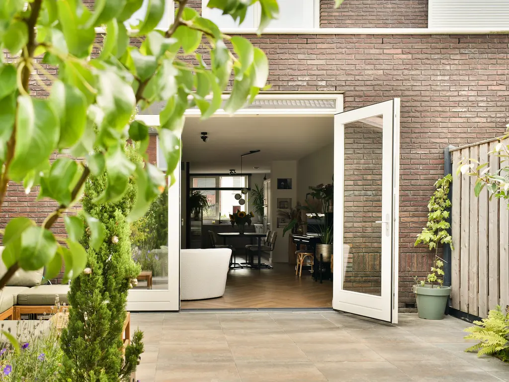 De Wetering 33, SPIJKENISSE