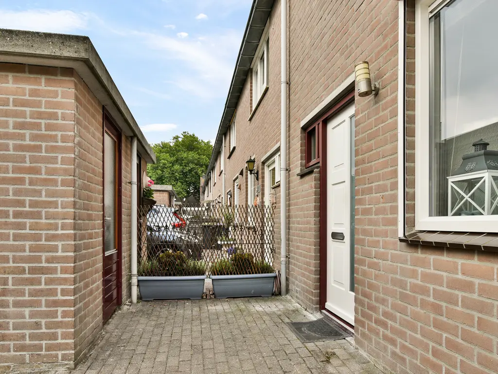 Strawinskystraat 17, SPIJKENISSE