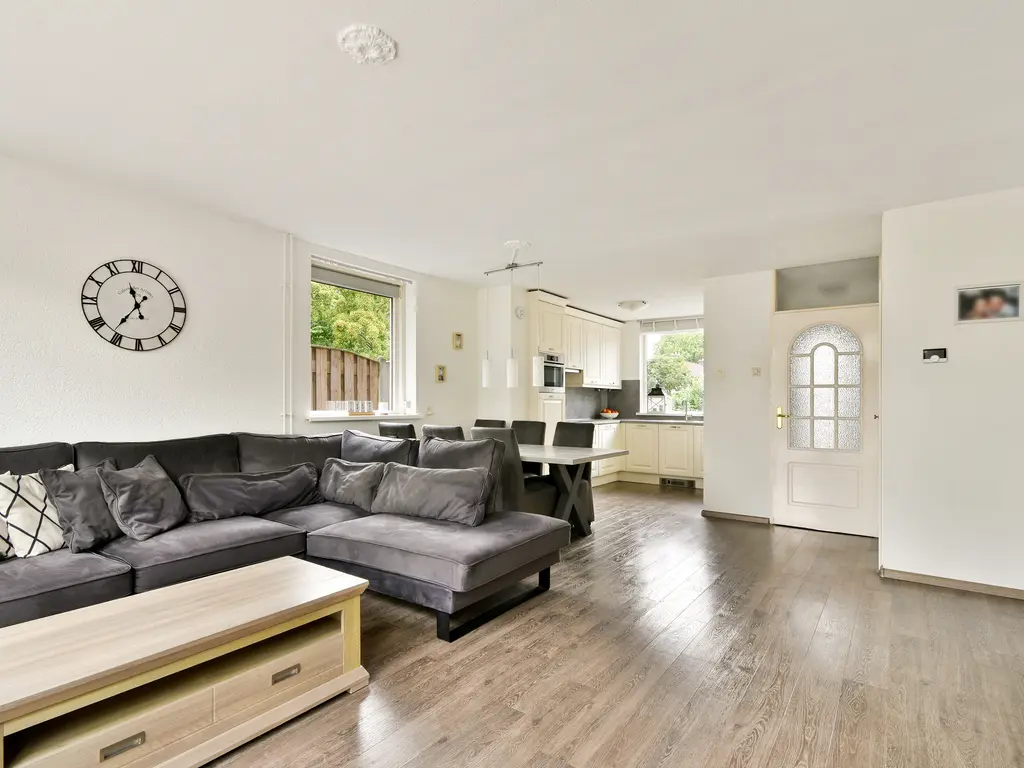 Strawinskystraat 17, SPIJKENISSE