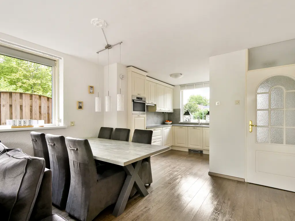 Strawinskystraat 17, SPIJKENISSE