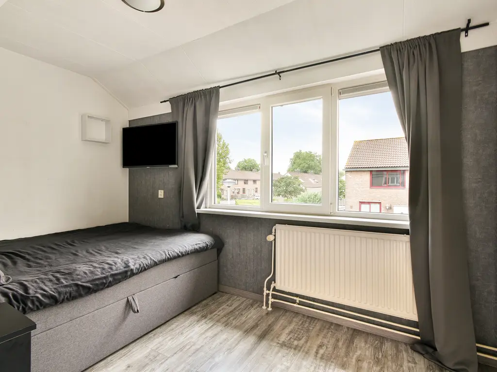Strawinskystraat 17, SPIJKENISSE