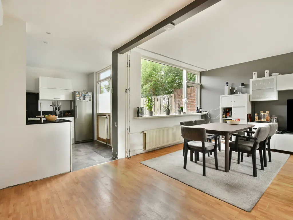 Fresiastraat 11, SPIJKENISSE