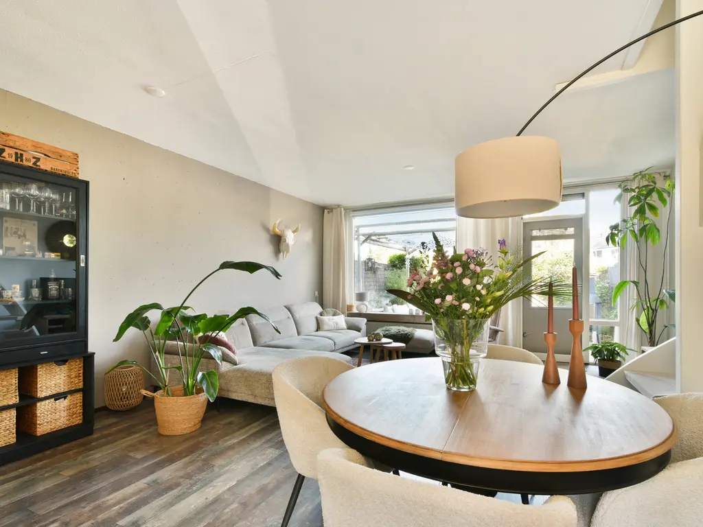 Baarsveen 427, SPIJKENISSE