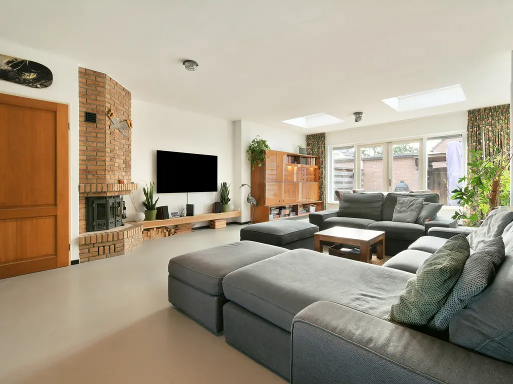 Symfonielaan 33, SPIJKENISSE