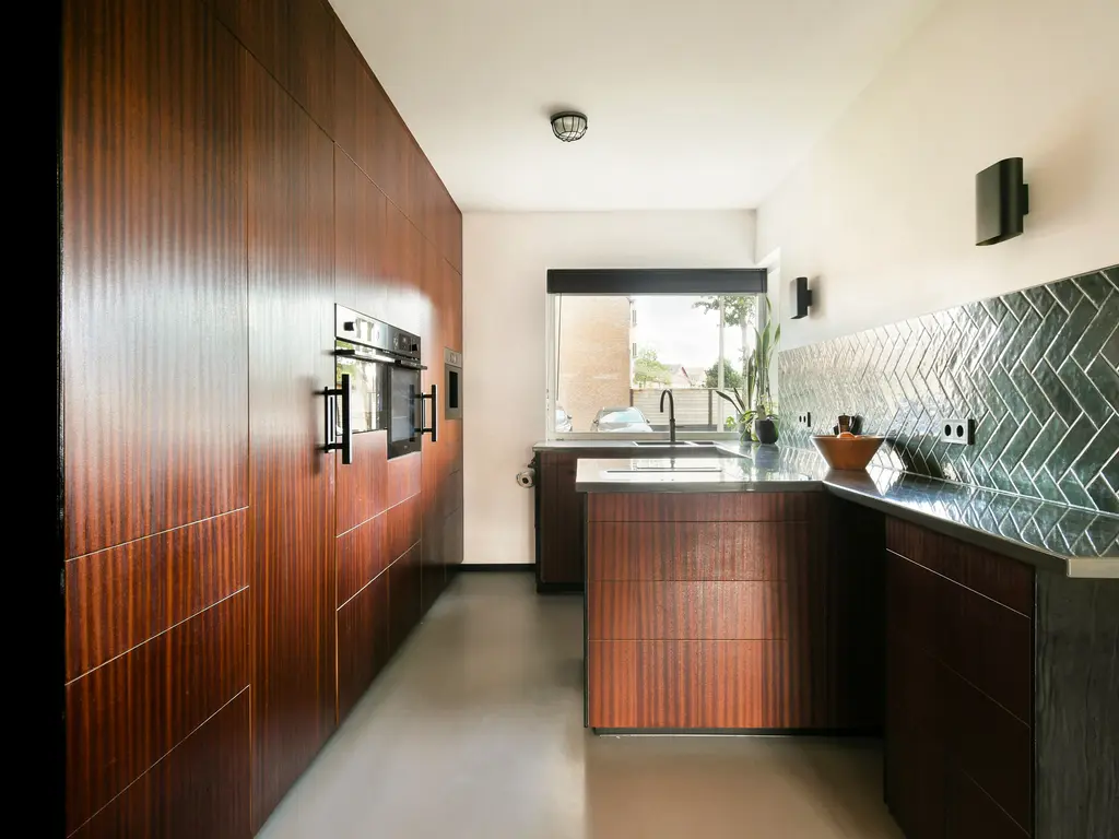 Symfonielaan 33, SPIJKENISSE