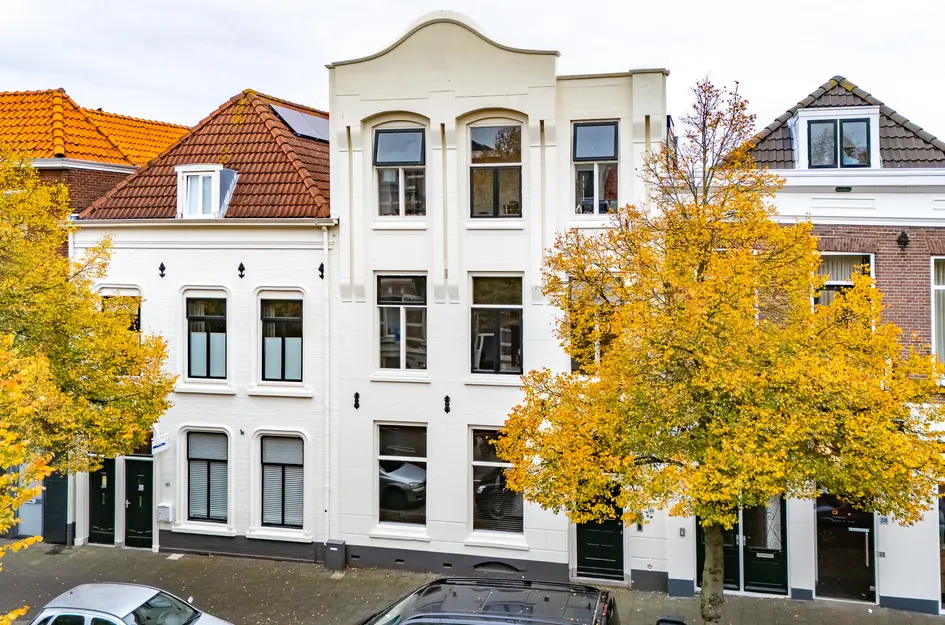 Badhuisstraat 44