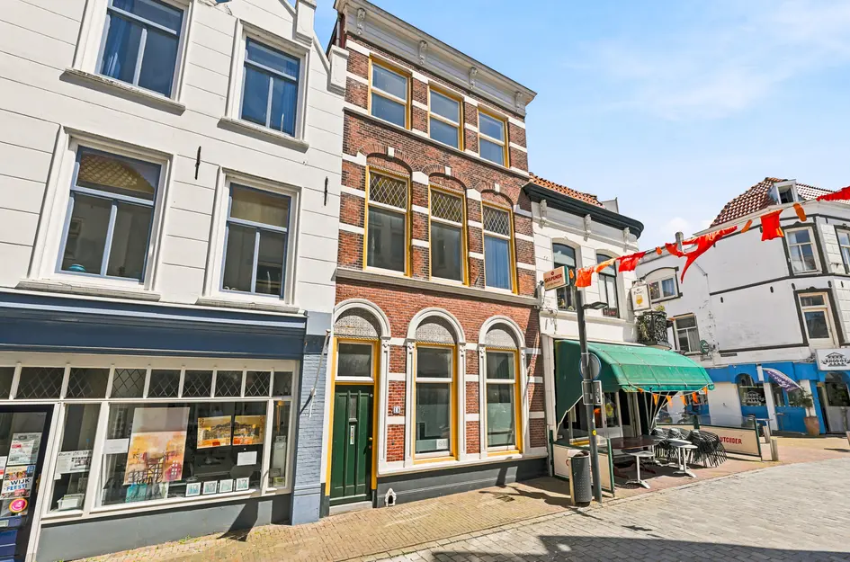Walstraat 18