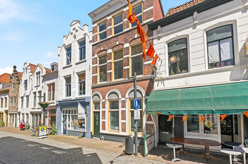 Walstraat 18