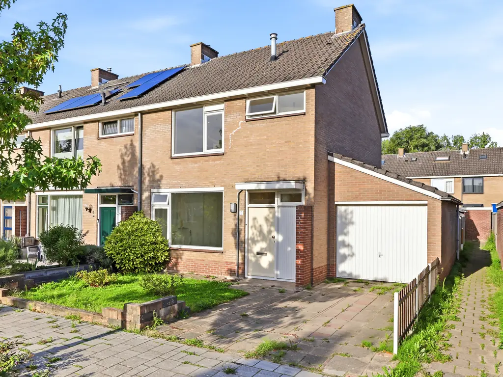 Adriatischezeestraat 2, Oost-Souburg