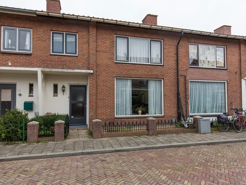 Ir. De Blocq van Kuffelerstraat 5, Harderwijk