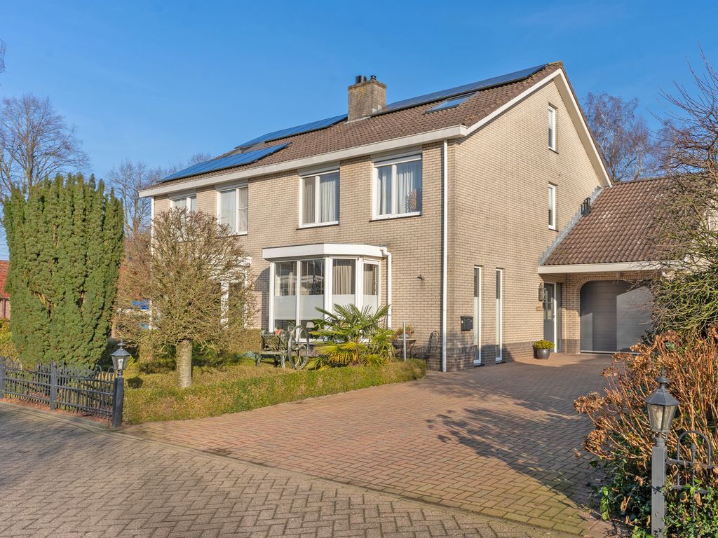 Jonkheer Sandberglaan 1B, Hierden